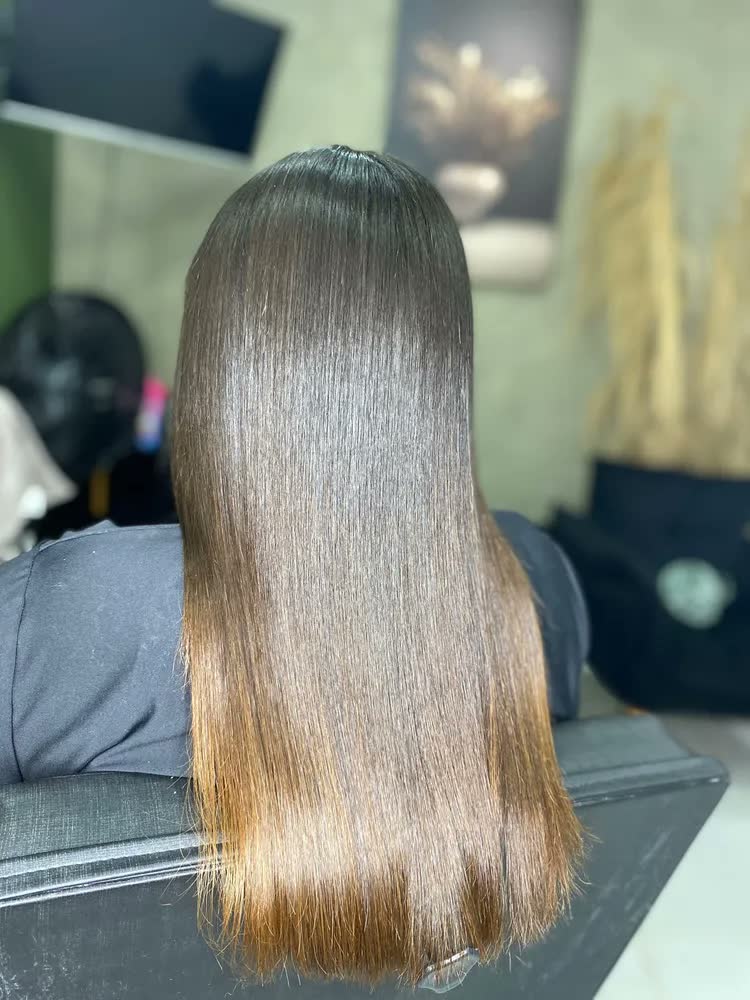foto de Secador de Cabelo Profissional Unique Digital Tourmaline e Íons Negativos 3100W Taiff