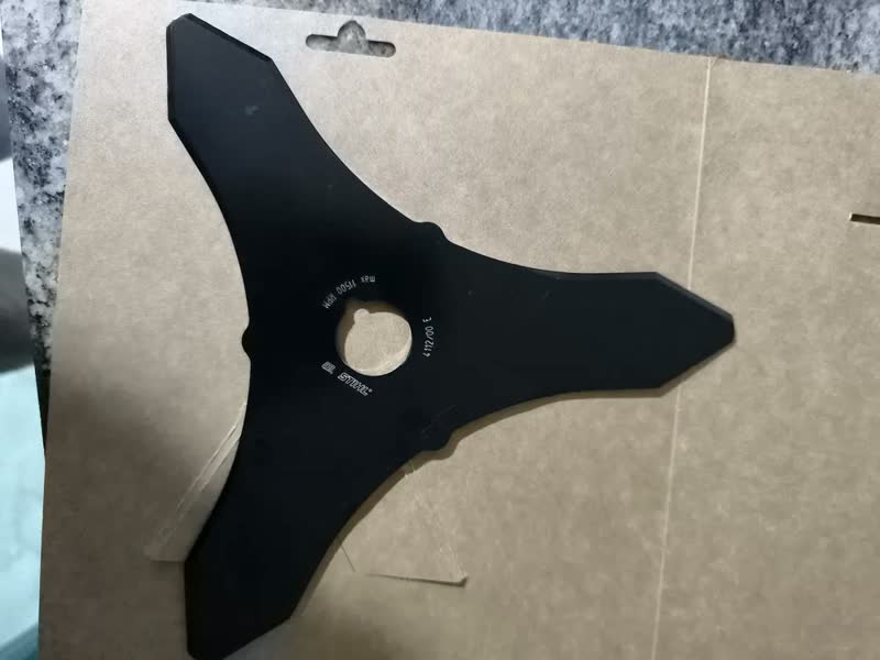 foto de Lamina De Três Facas 250mm furo 1