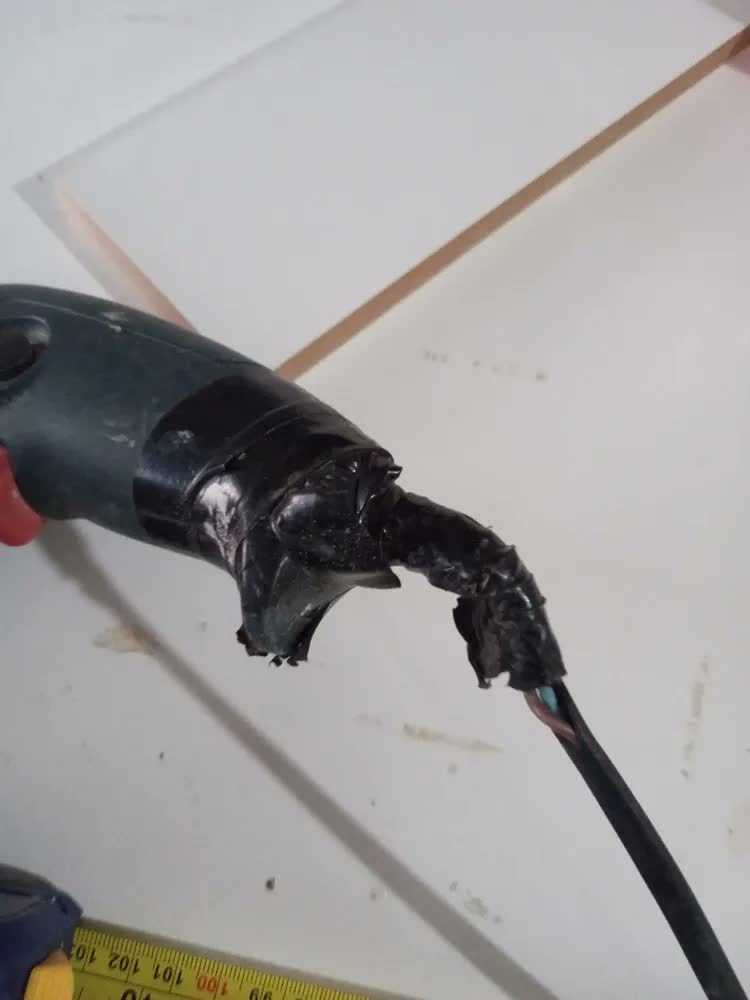 foto de Furadeira De Impacto Bosch Gsb 450 Re 450w Concreto E Metal Cor Azul-escuro Frequência 60