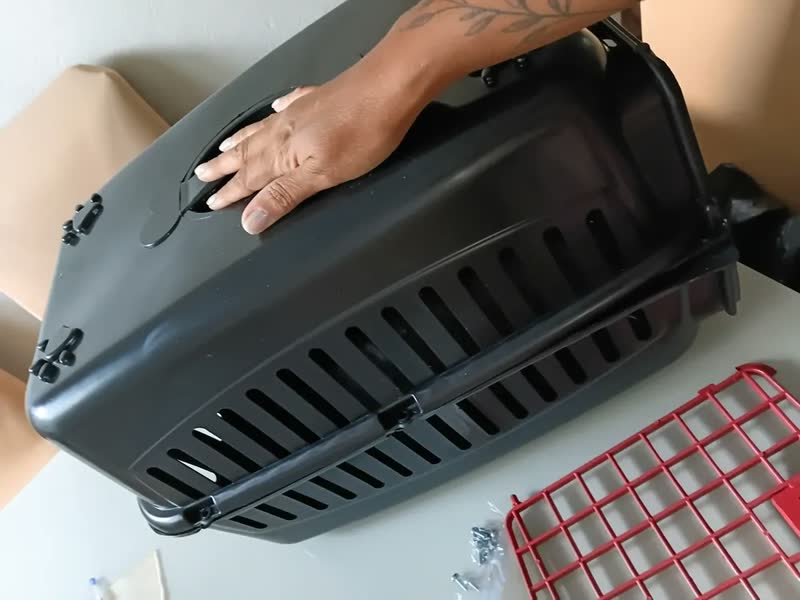foto de Caixa Transporte Cachorro Gato Rb Pet Porta N3 Pequeno Médio Cor Vermelho