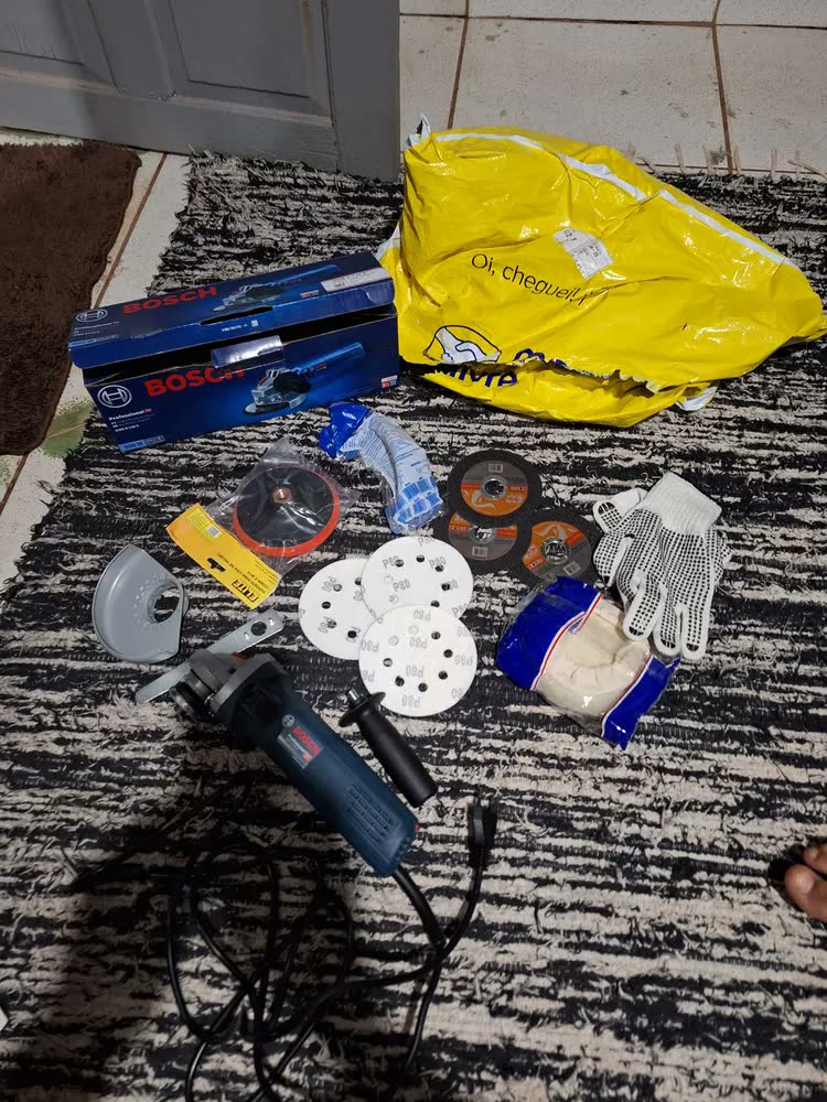 foto de Esmerilhadeira Angular 5 Pol 900w Gws 9-125 S Bosch cor Azul