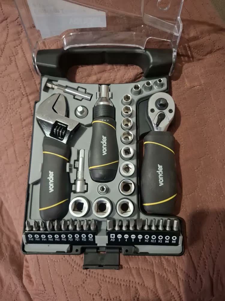 foto de Jogo Soquetes E Ferramentas 40pcs Vonder