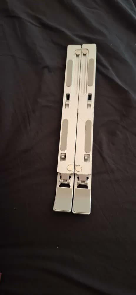 foto de Suporte Para Notebook Ergonômico DUOSEG de Alumínio Dobrável com Ajuste Para 11