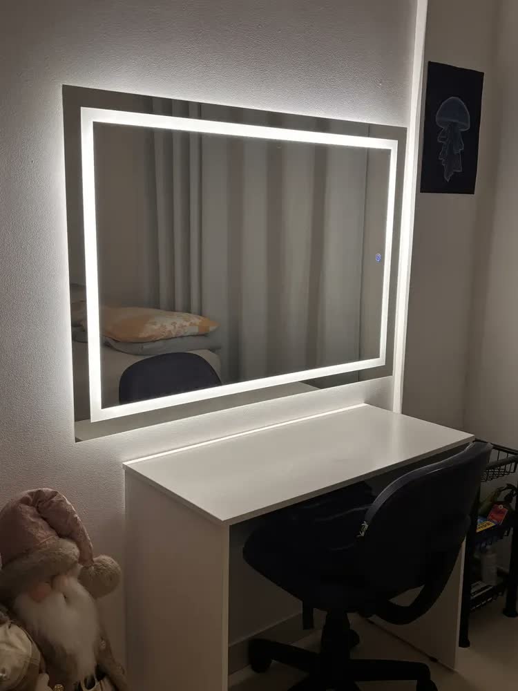 foto de Espelho Grande 115x80 Com Iluminação Led Touch