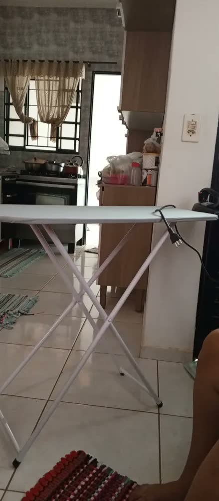 foto de Tabua Mesa De Passar Roupa C/ 4 Regulagens Tecido Térmico