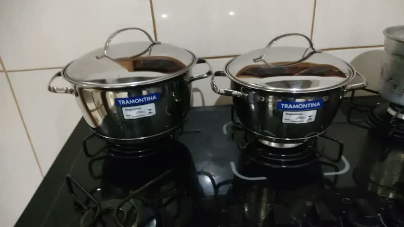 foto de Jogo de Panelas Allegra em Aço Inox com Fundo Triplo e Tampas de Inox 2 Peças Prateado Tramontina