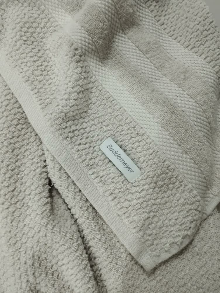 foto de Toalha de Banho Buddemeyer Gigante Vanilla Extra Soft em 100% Algodão Verde