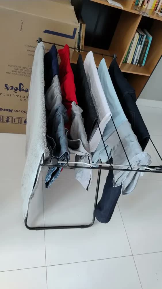 foto de Varal De Chão Dobrável Roupas Mor De Até 10kg De Aço 79 Cm