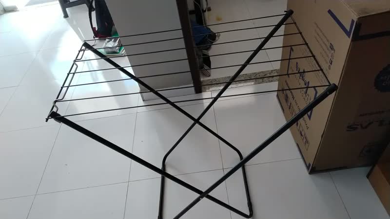 foto de Varal De Chão Dobrável Roupas Mor De Até 10kg De Aço 79 Cm