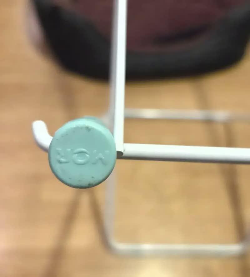 foto de Varal De Chão Dobrável Roupas Mor De Até 10kg De Aço 79 Cm