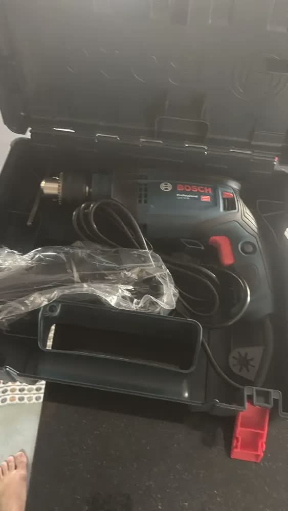 foto de Furadeira De Impacto 1/2 Pol 850w Gsb16re Com Maleta Bosch