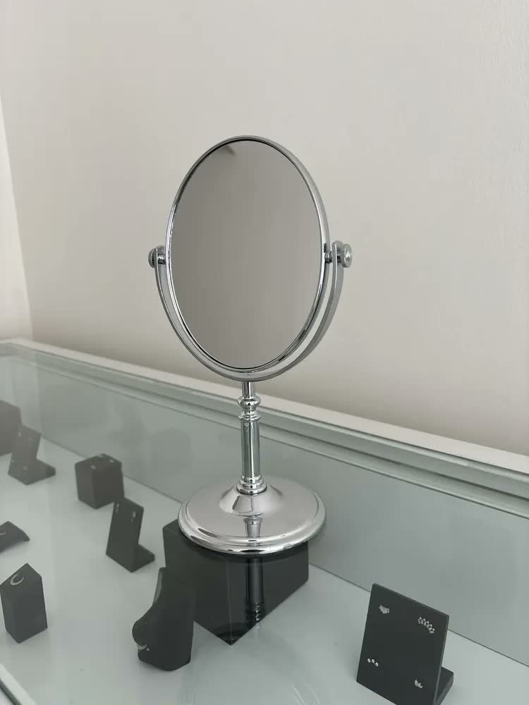 foto de Espelho De Mesa Oval Dupla Face Aumento 5x P/ Maquiagem