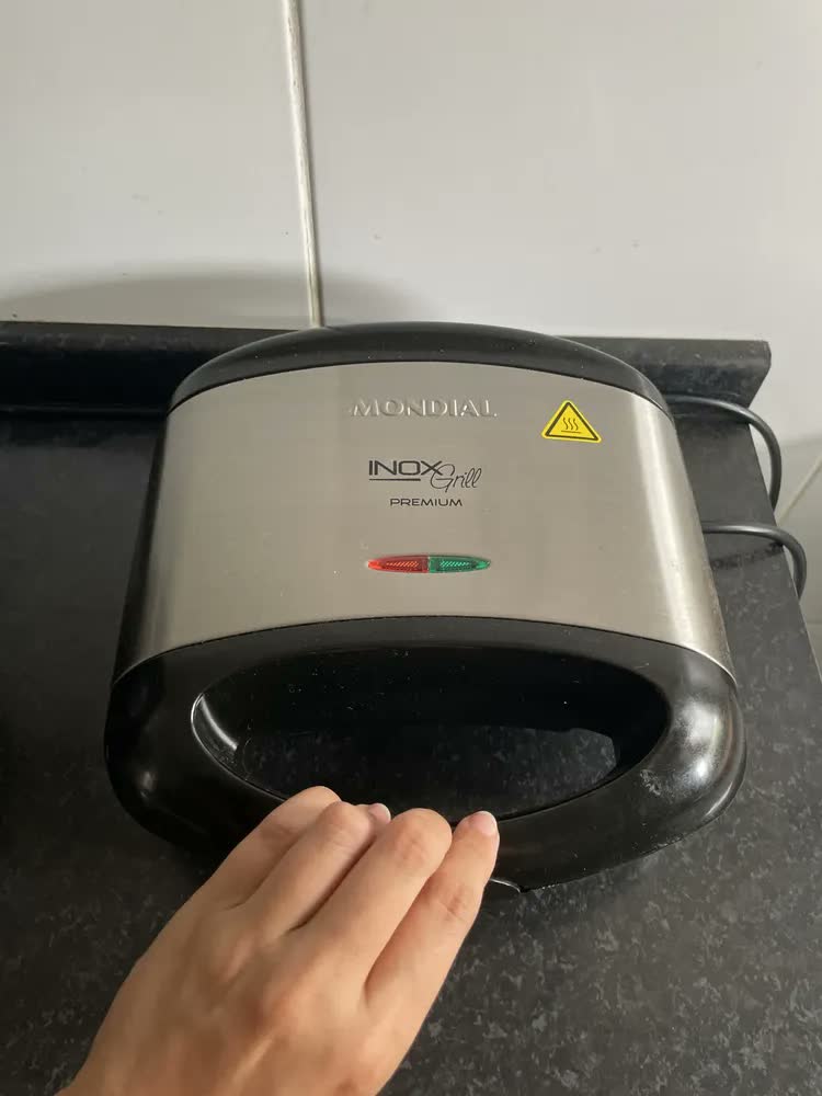 foto de Grill e Sanduicheira Premium, Mondial, 800W - S-07