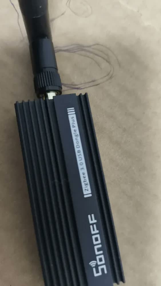 foto de Sensor de Presença Sonoff Zigbee 3.0 Sem Fio Dongle USB ZBDongle-E