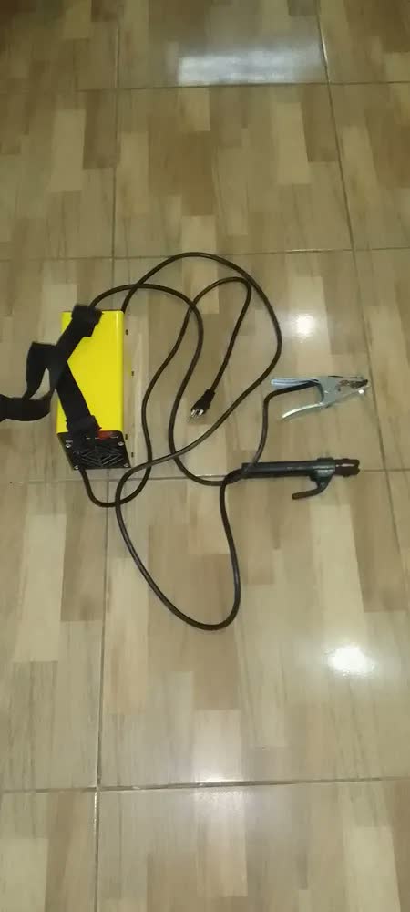 foto de Máquina Inversora De Solda Portatil Mma Eletrodo Tig Top Arc200 The Black Tools