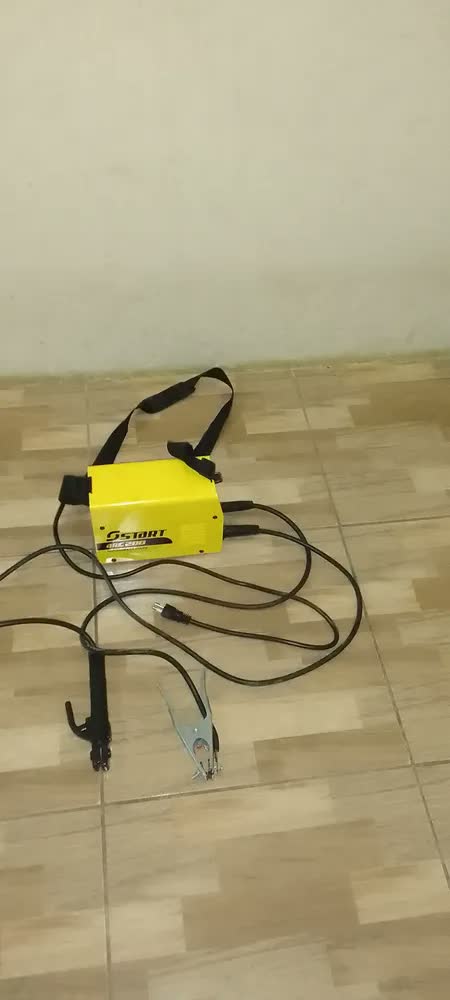 foto de Máquina Inversora De Solda Portatil Mma Eletrodo Tig Top Arc200 The Black Tools