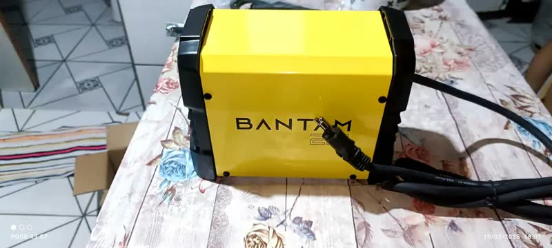foto de Máquina de Solda Inversora ESAB Bantam 2.5 Bivolt 110v/220v