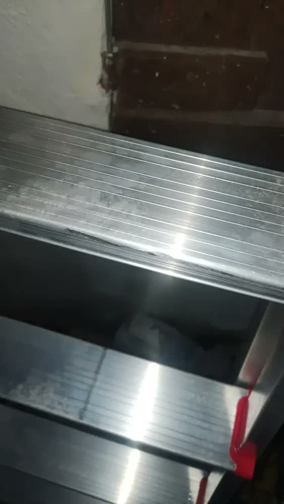 foto de Escada Tesoura Alumínio 7 Degraus Botafogo Lar & Lazer Dobrável