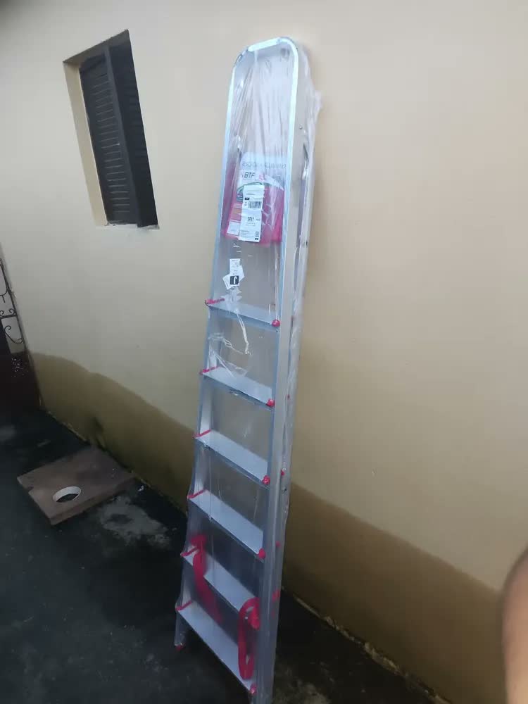 foto de Escada Tesoura Alumínio 7 Degraus Botafogo Lar & Lazer Dobrável