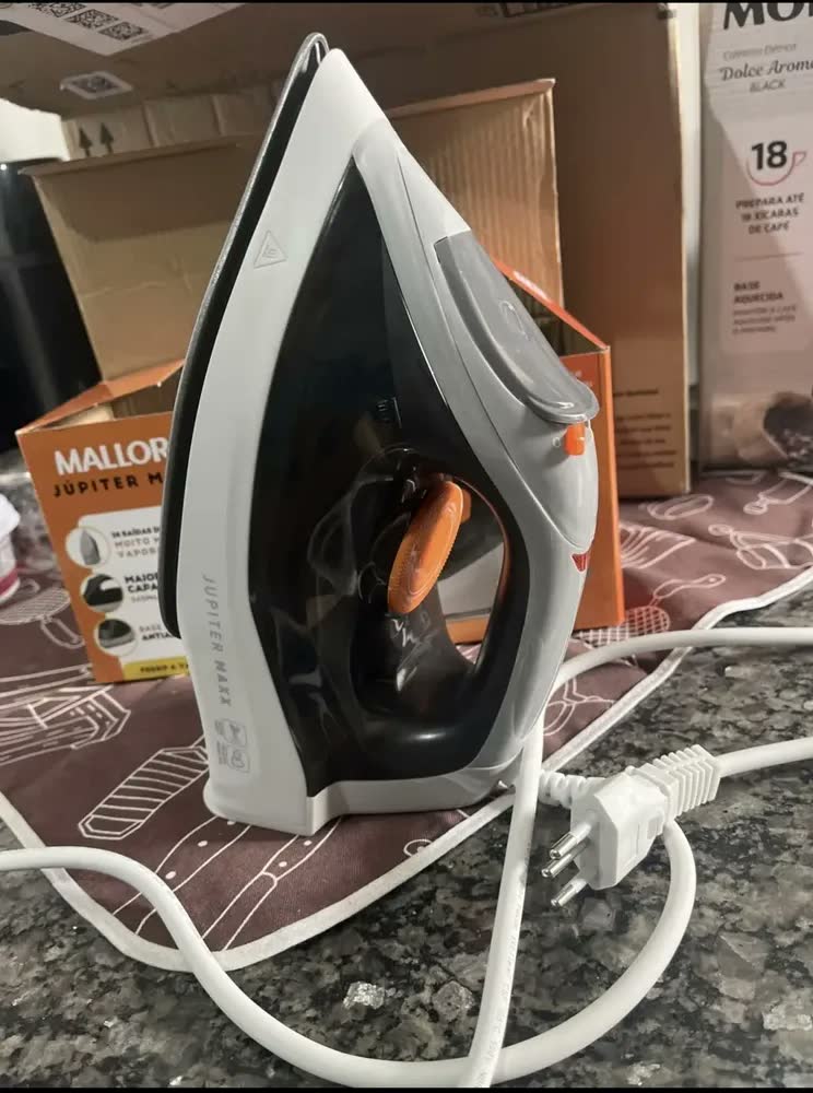 foto de Ferro De Passar A Vapor Mallory Jupter Max