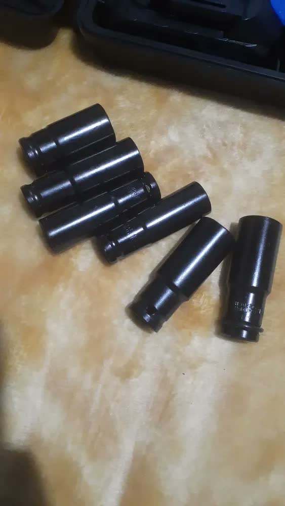 foto de Parafusadeira Impacto Exbom 48V 2 Baterias MQL-CI6480 Velocidade 2300rpm