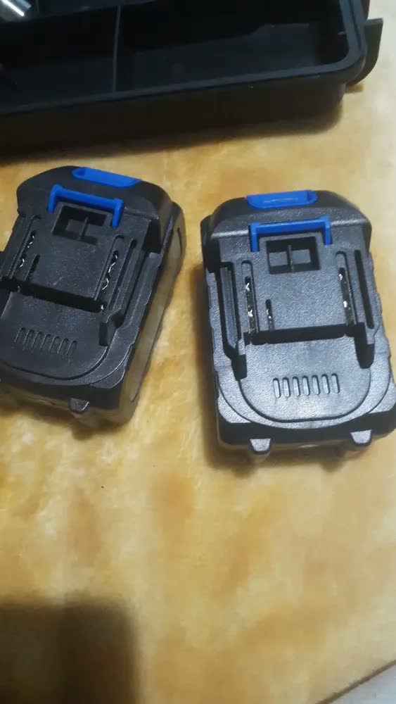 foto de Parafusadeira Impacto Exbom 48V 2 Baterias MQL-CI6480 Velocidade 2300rpm