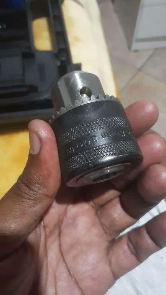 foto de Parafusadeira Impacto Exbom 48V 2 Baterias MQL-CI6480 Velocidade 2300rpm
