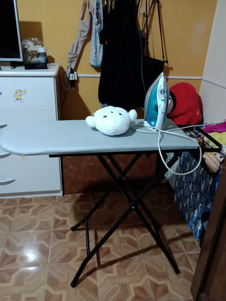 foto de Tabua De Passar Roupa Passadeira Com Porta Ferro Reforçada