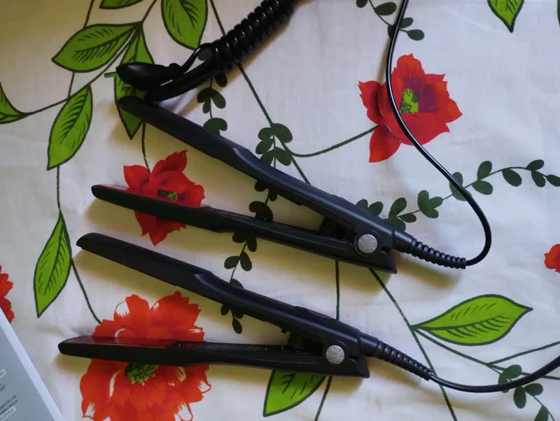 foto de Chapa Prancha De Cabelo Taiff Elegance Red Íon Preto