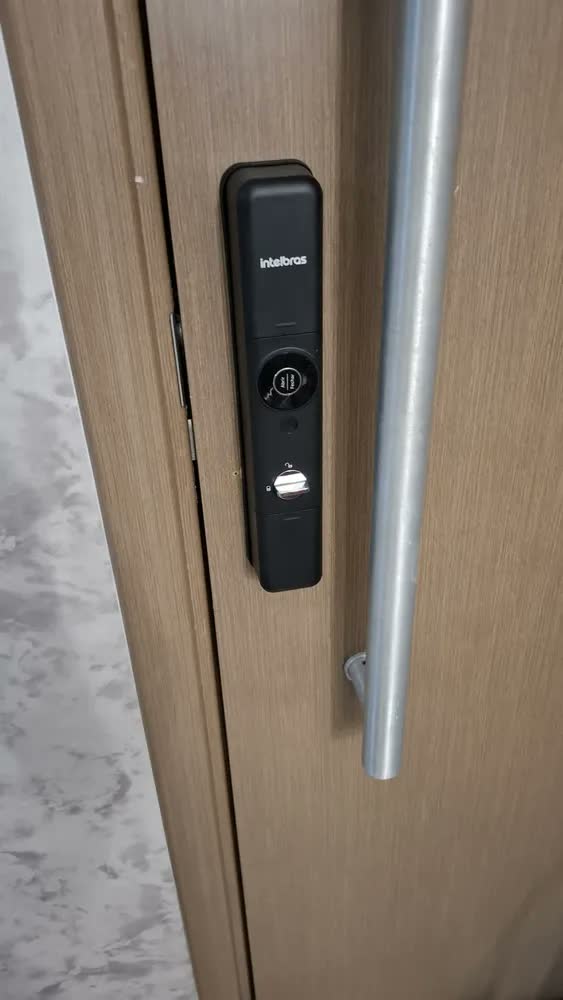 foto de Fechadura Eletronica Intelbras Mfr7001 Preta Rolete Digital