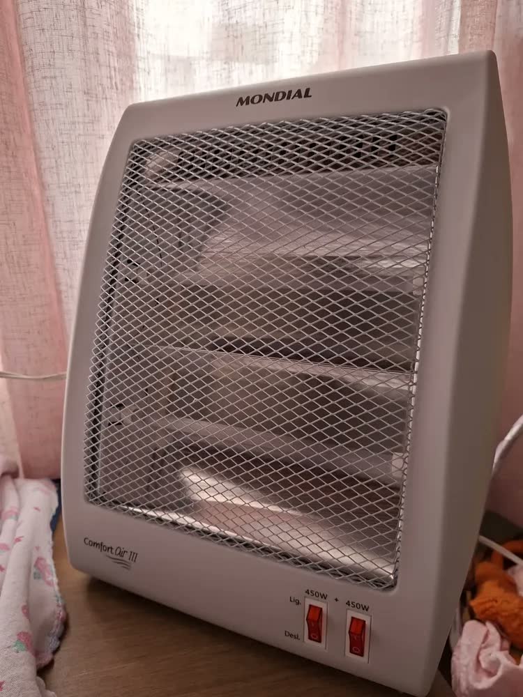 foto de Aquecedor Quartzo Comfort Air III Mondial Branco 900W A-16