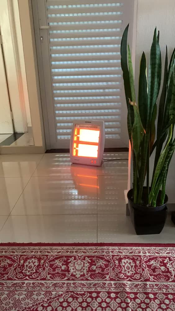 foto de Aquecedor Quartzo Comfort Air III Mondial Branco 900W A-16