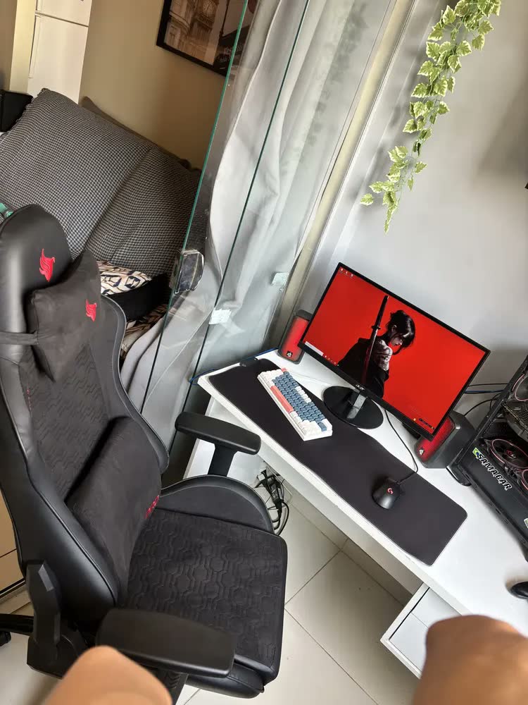 foto de Cadeira Gamer Pichau Donek Pro, Preto E Vermelho
