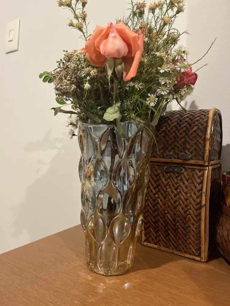 foto de Vaso De Vidro Grosso Primeira Linha Flores, Decoração, Sala