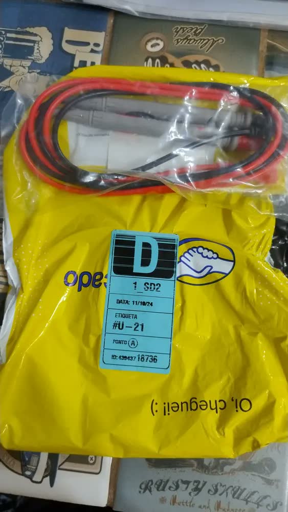 foto de Safiratec PST1043 Cabos de Multimetro Ponta Tradicional 10a 1000v Cat III para Amperimetro Multiteste Digital e Analógico