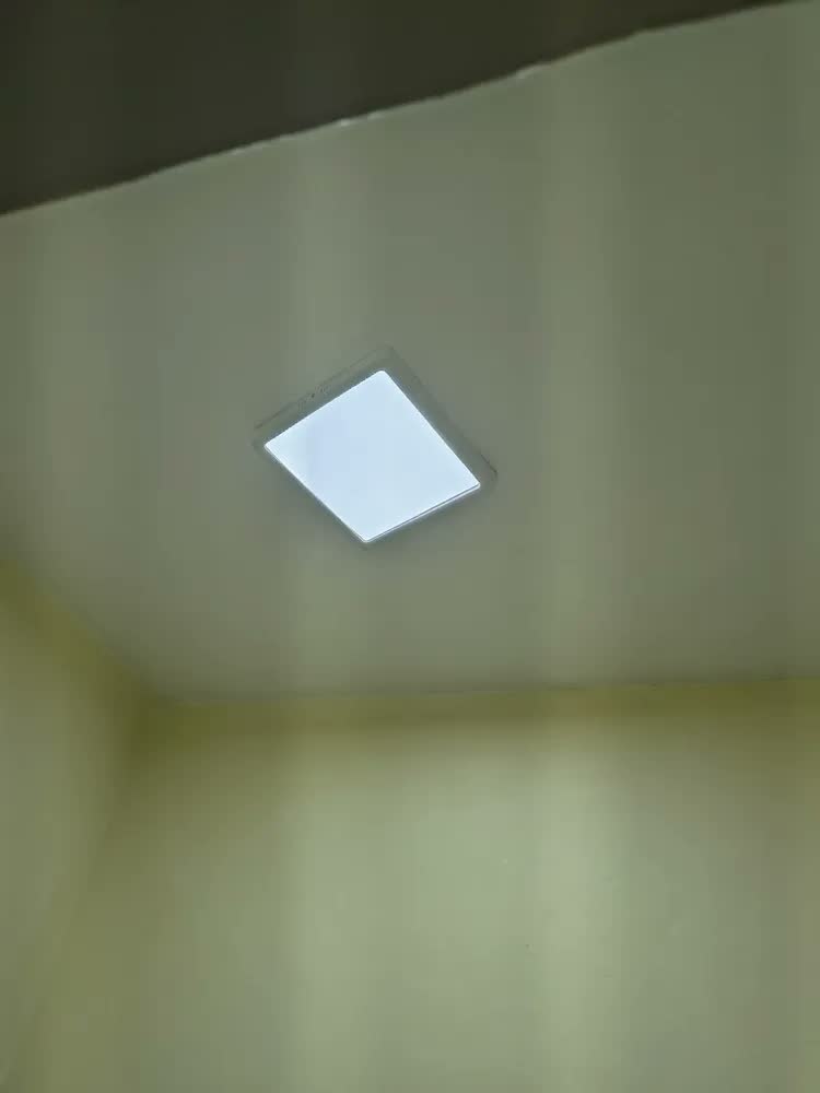 foto de Plafon Quadrado LED 18W Branco-Frio Teto Blumenau 6500K