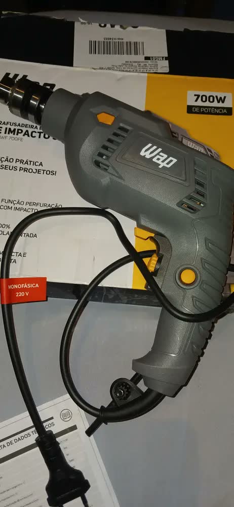 foto de Parafusadeira E Furadeira De Impacto Wap 700fe