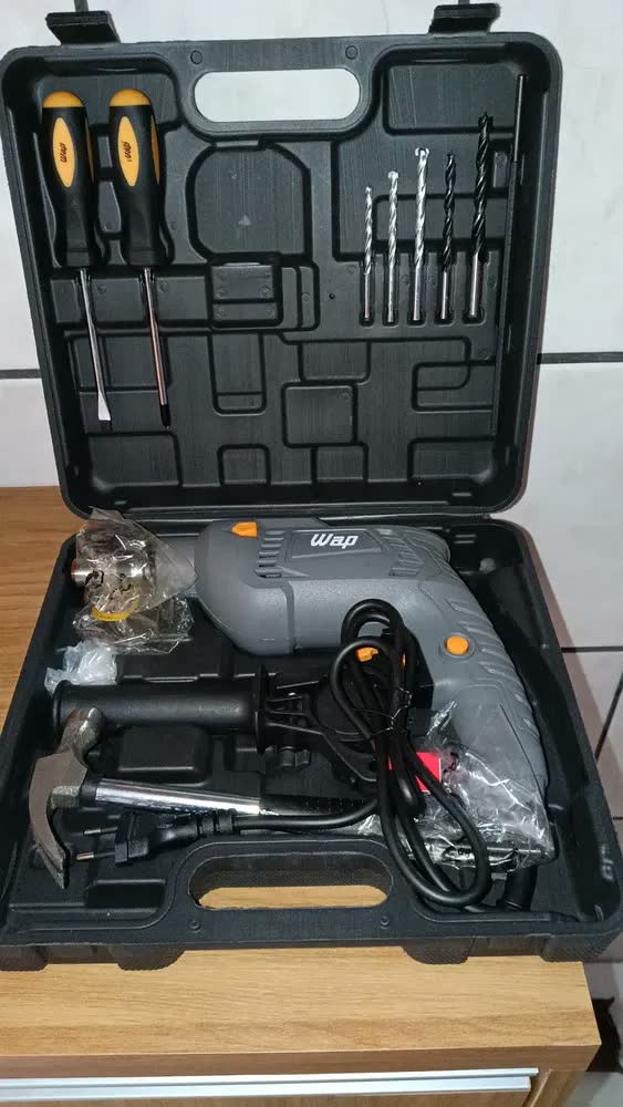 foto de Parafusadeira E Furadeira De Impacto Wap Wf 700k10