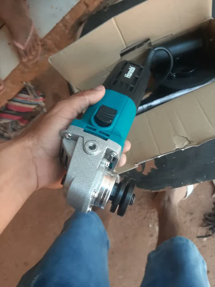 foto de Esmerilhadeira Lixadeira Angular 115mm 880w Profissional