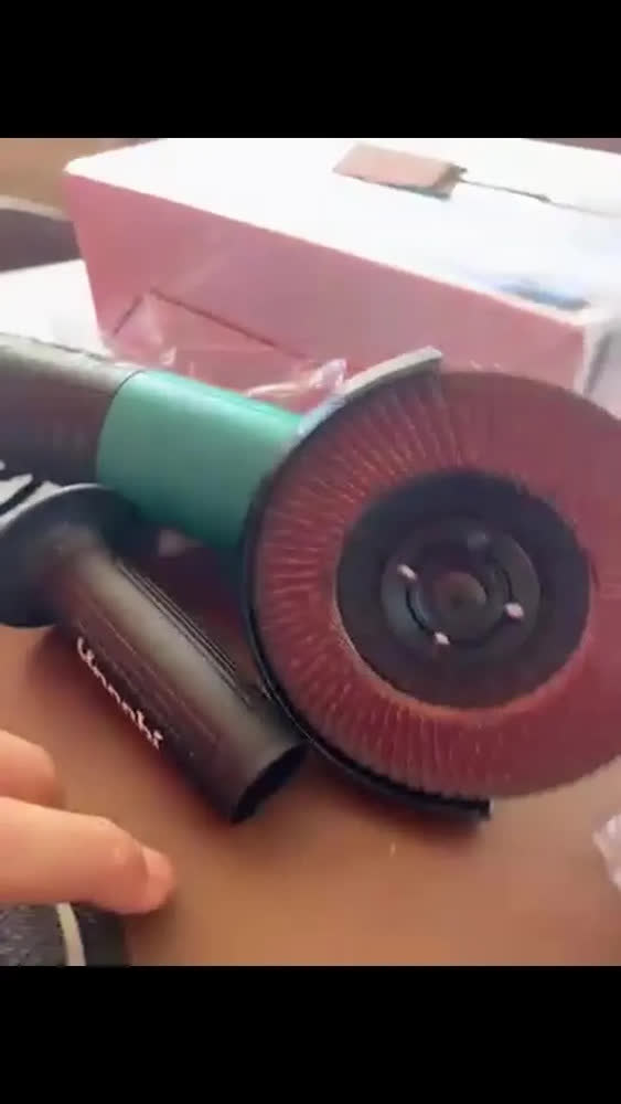 foto de Esmerilhadeira Lixadeira Elétrica 880w 115mm 11000rpm
