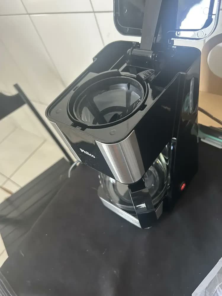 foto de Cafeteira Philco Pcf20a 720mL 20 cafezinhos 650W