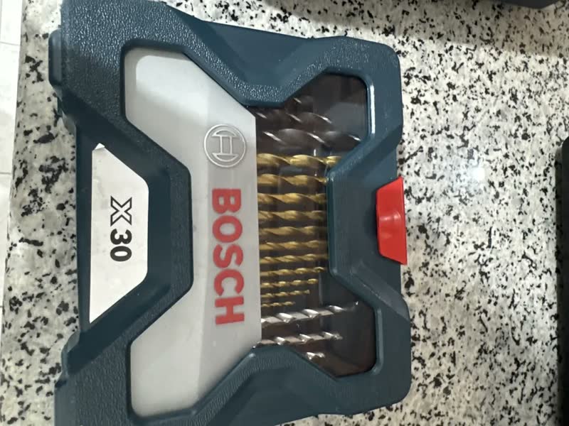 foto de Parafusadeira 12v Gsr 120-li Kit Estojo Broca 30 Peças Bosch