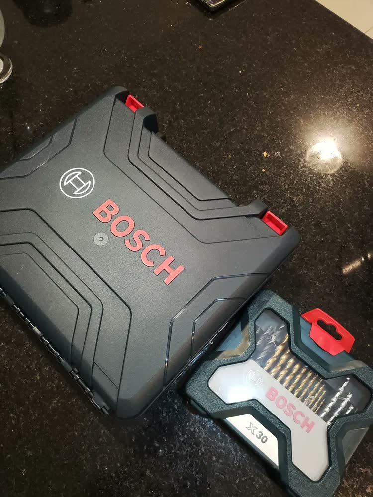 foto de Parafusadeira 12v Gsr 120-li Kit Estojo Broca 30 Peças Bosch