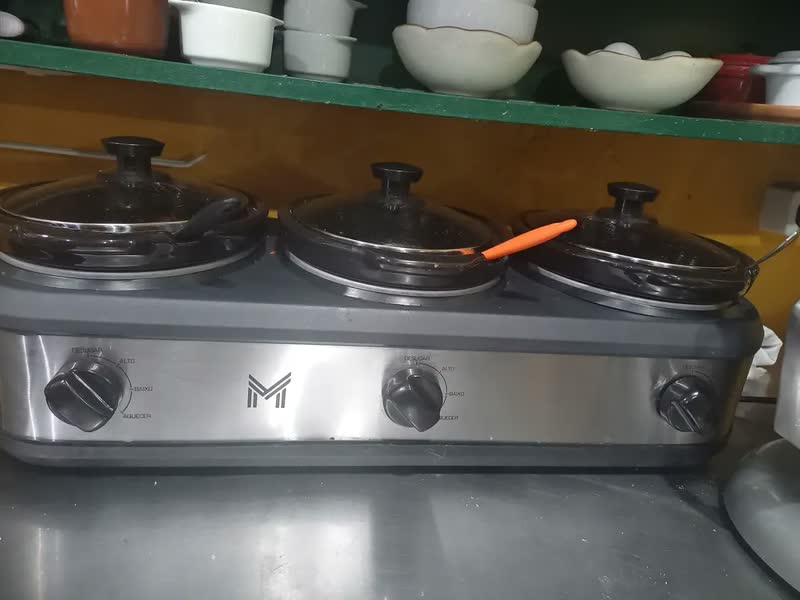 foto de Rechaud Elétrico Members Ly325 Triplo Buffet Slow Cooker 3 P