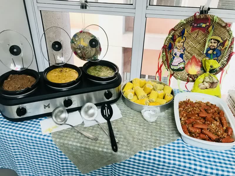 foto de Rechaud Elétrico Members Ly325 Triplo Buffet Slow Cooker 3 P