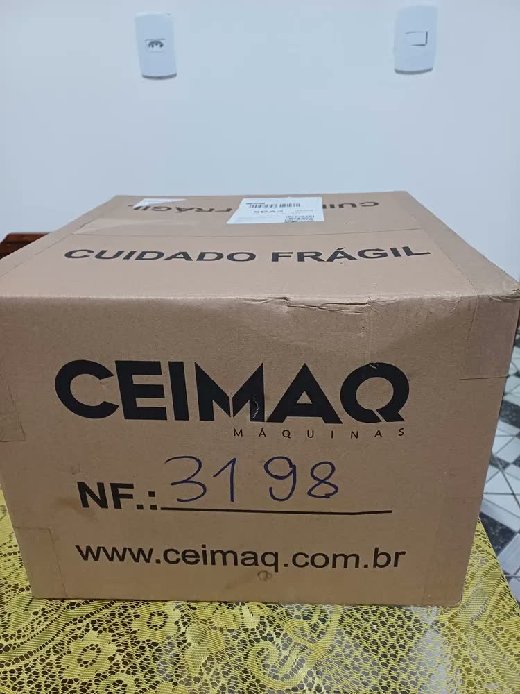 foto de Ceimaq Maquinas Maquina De Bater E Cozinhar Massa De Salgado E Doces 5kg Profissional