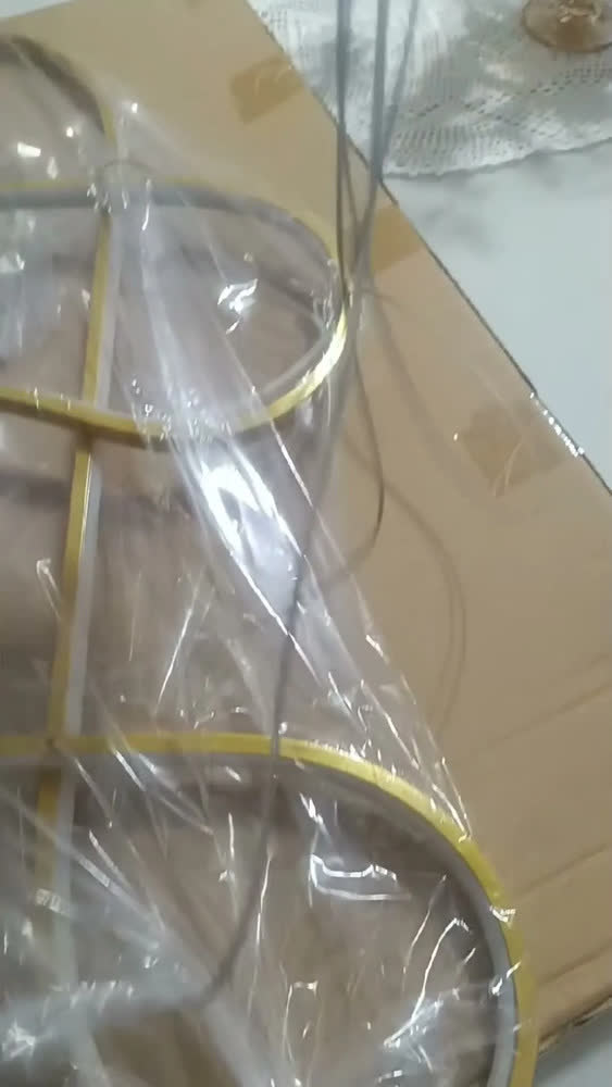 foto de Luminária Pendente LED Dourada VOLTIS com 3 Cores de Luz, 75cm