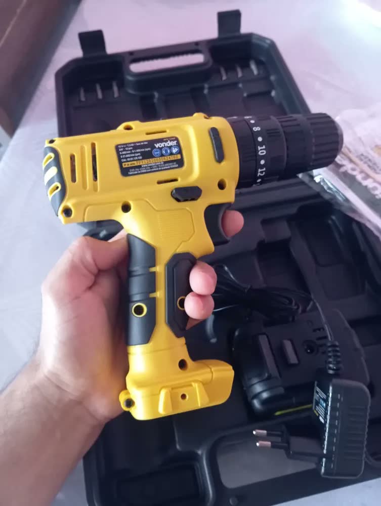 foto de Parafusadeira Furadeira Pfv120i De Impacto Vonder Cor Amarelo