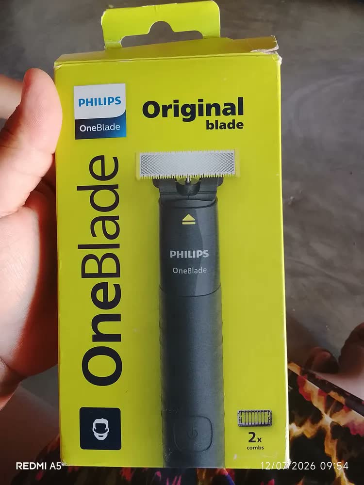 foto de Aparelho De Barbear Philips Oneblade Qp1424/10 Philips