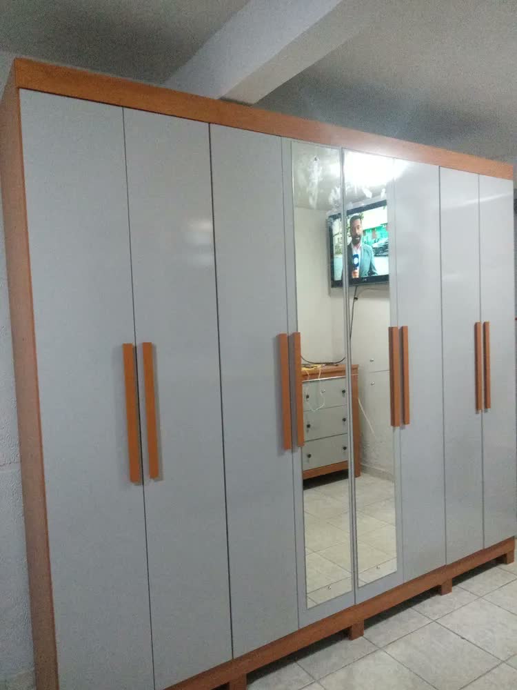 foto de Guarda-roupa Casal Móveis Lopas Easy Slim 8 Portas Com Espelho E Gavetas